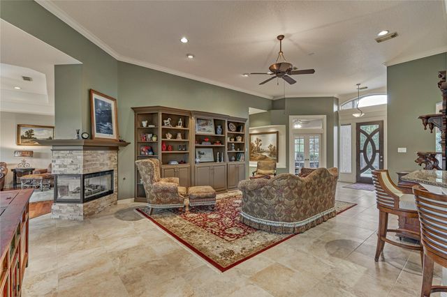 115 Brookgreen Circle N, Montgomery, TX 77356