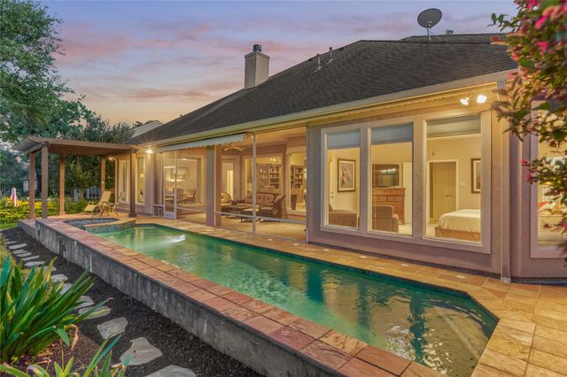 115 Brookgreen Circle N, Montgomery, TX 77356