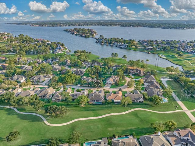 115 Brookgreen Circle N, Montgomery, TX 77356