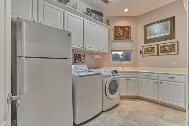 115 Brookgreen Circle N, Montgomery, TX 77356