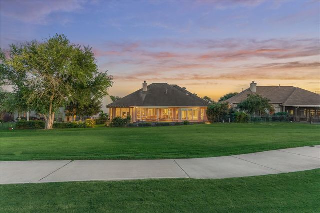 115 Brookgreen Circle N, Montgomery, TX 77356