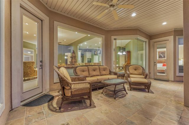 115 Brookgreen Circle N, Montgomery, TX 77356