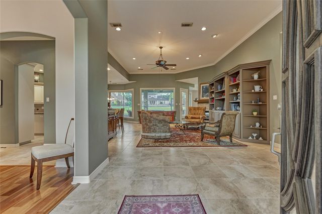 115 Brookgreen Circle N, Montgomery, TX 77356