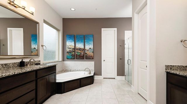 14 Red Barn Way, The Woodlands, TX 77389