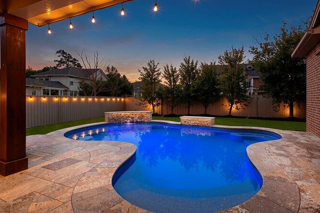 14 Red Barn Way, The Woodlands, TX 77389