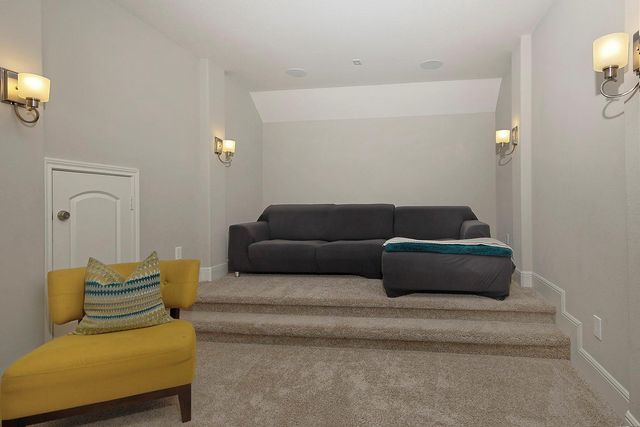 14 Red Barn Way, The Woodlands, TX 77389