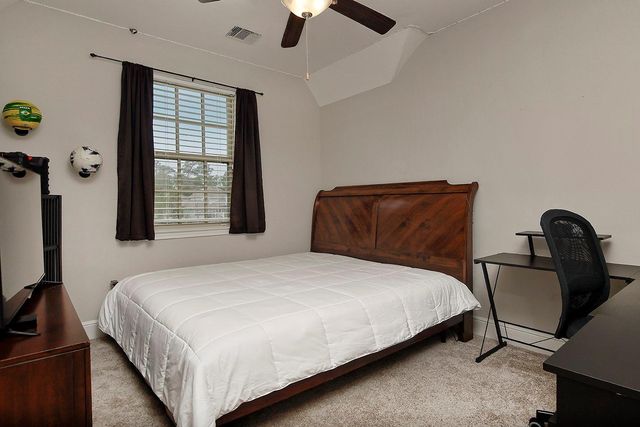 14 Red Barn Way, The Woodlands, TX 77389