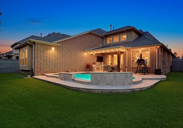 14 Red Barn Way, The Woodlands, TX 77389