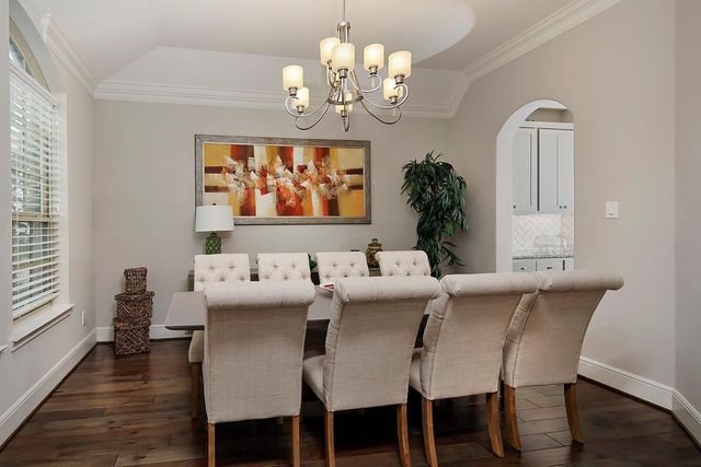 14 Red Barn Way, The Woodlands, TX 77389