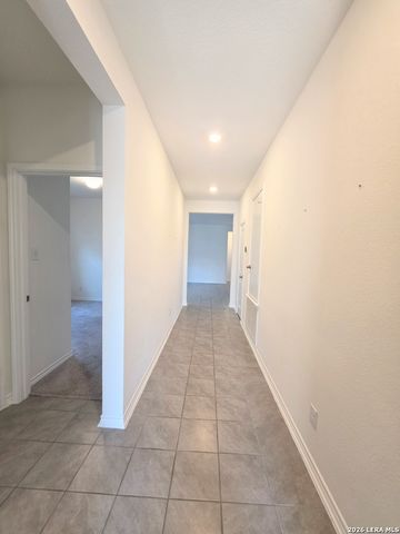 250 W FLOWING RIVER DR, Boerne, TX 78006