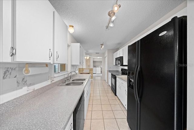 8594 SW 61ST COURT, Ocala, FL 34476