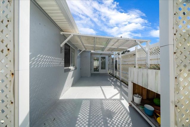 8594 SW 61ST COURT, Ocala, FL 34476