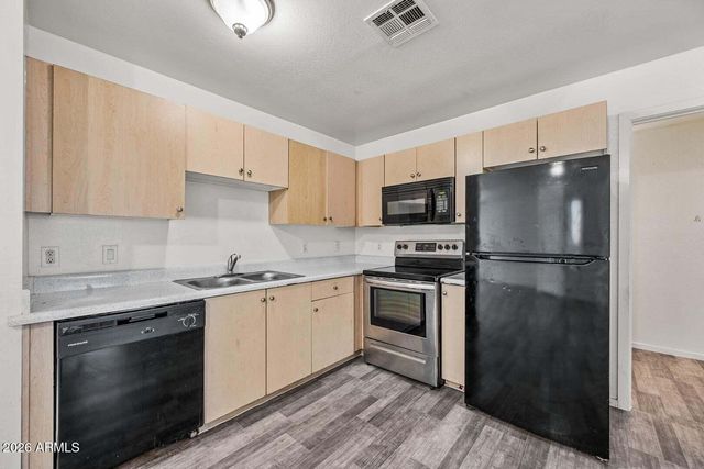3065 N 67TH Avenue 239, Phoenix, AZ 85033