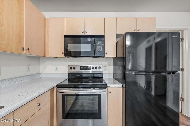 3065 N 67TH Avenue 239, Phoenix, AZ 85033