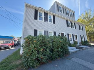9-11 Kent St B, Newburyport, MA 01950