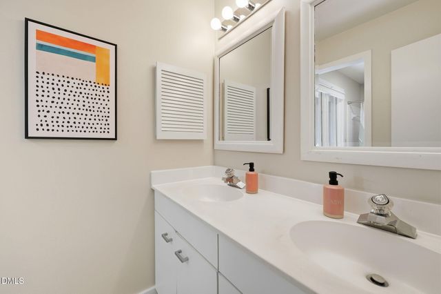 304 Old Forest Creek Drive, Chapel Hill, NC 27514