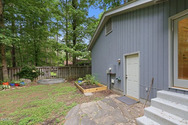 304 Old Forest Creek Drive, Chapel Hill, NC 27514