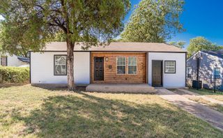 2412 Spiller Street, Fort Worth, TX 76105