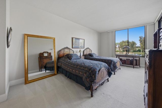 910 Island Drive 206, Rancho Mirage, CA 92270