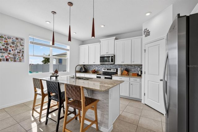 1181 LAKESHORE BREEZE PLACE, Kissimmee, FL 34747