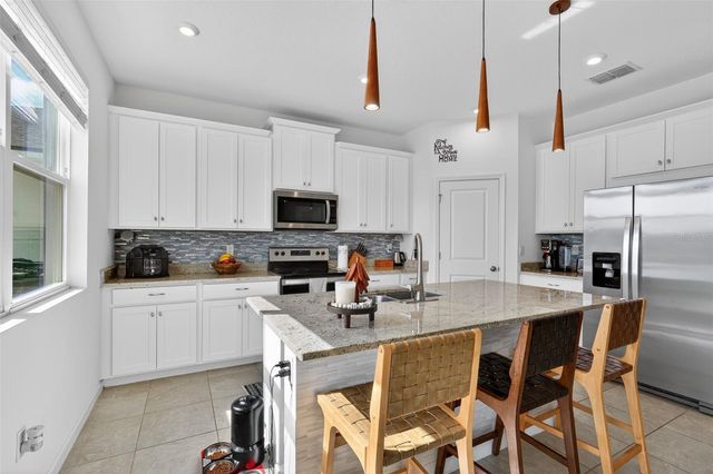 1181 LAKESHORE BREEZE PLACE, Kissimmee, FL 34747