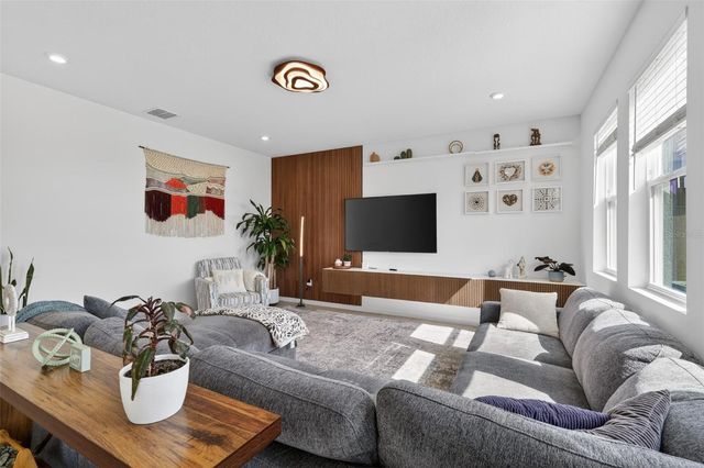 1181 LAKESHORE BREEZE PLACE, Kissimmee, FL 34747