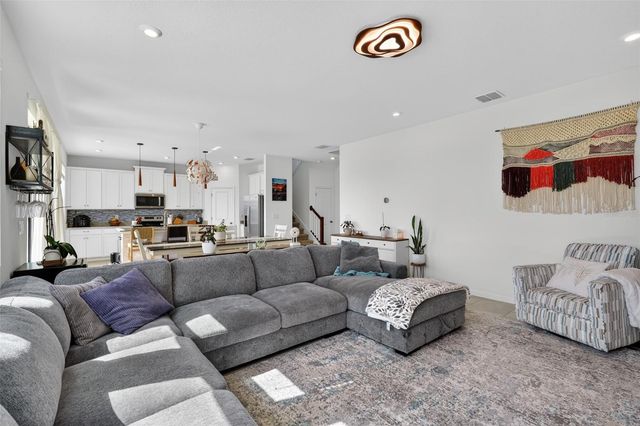 1181 LAKESHORE BREEZE PLACE, Kissimmee, FL 34747