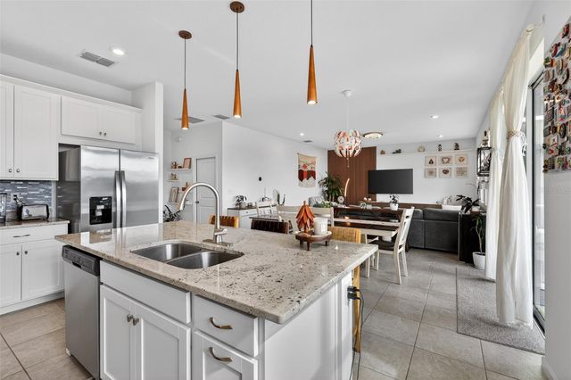 1181 LAKESHORE BREEZE PLACE, Kissimmee, FL 34747