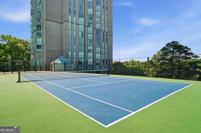 2870 Pharr Court South NW 207, Atlanta, GA 30305