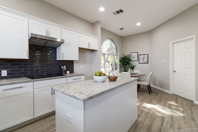 14939 Gateview Dr, San Antonio, TX 78248