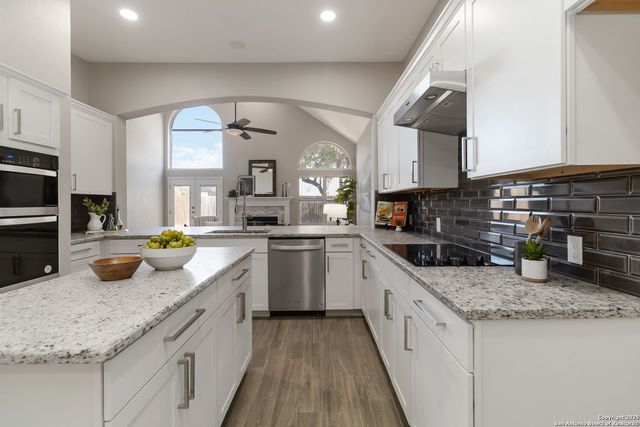 14939 Gateview Dr, San Antonio, TX 78248