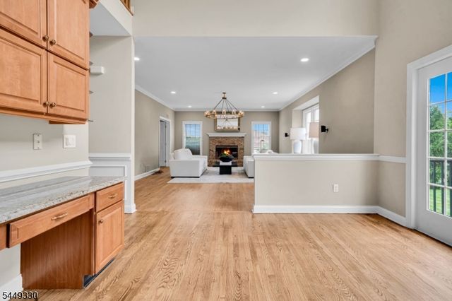 4 Middlesworth Farm Rd, Washington Twp., NJ 07853