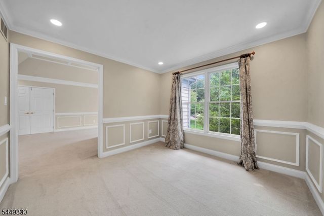 4 Middlesworth Farm Rd, Washington Twp., NJ 07853