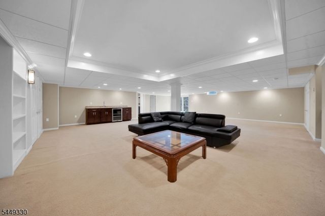 4 Middlesworth Farm Rd, Washington Twp., NJ 07853
