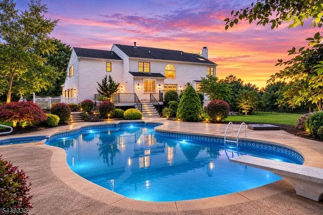4 Middlesworth Farm Rd, Washington Twp., NJ 07853