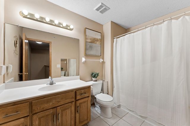 5677 100th Lane N, Brooklyn Park, MN 55443