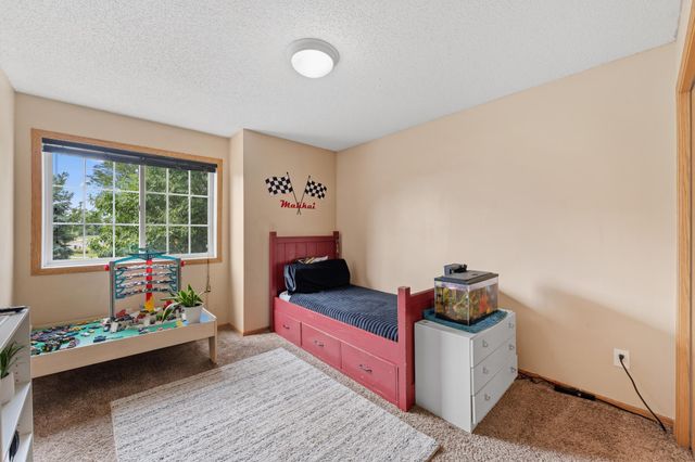 5677 100th Lane N, Brooklyn Park, MN 55443