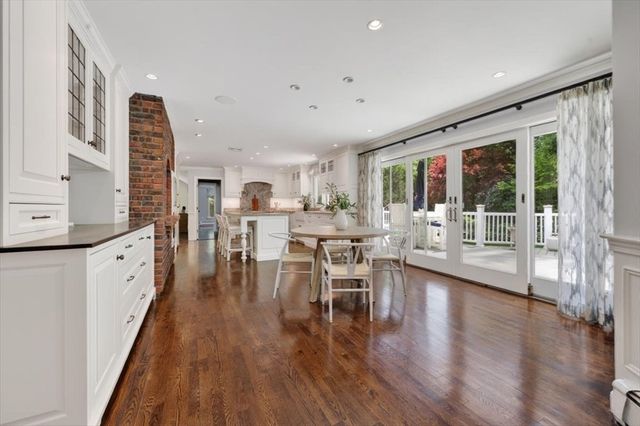 1 Grist Mill Lane, Hingham, MA 02043