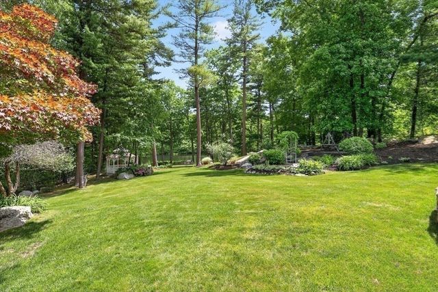 1 Grist Mill Lane, Hingham, MA 02043