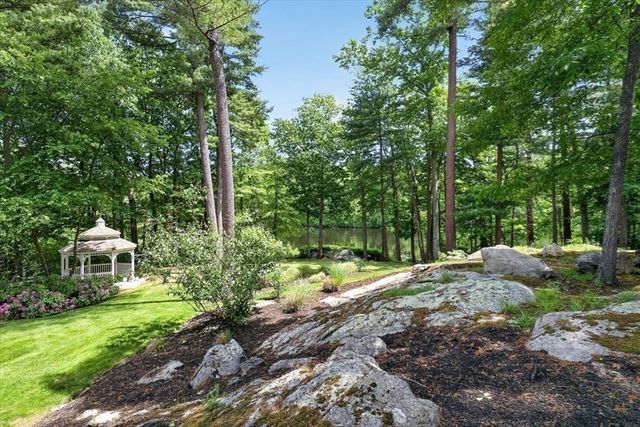1 Grist Mill Lane, Hingham, MA 02043