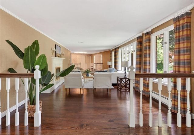 1 Grist Mill Lane, Hingham, MA 02043