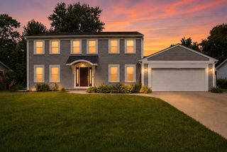 1203 Claridge Drive, Libertyville, IL 60048