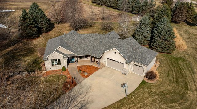 7005 Halifax Lane NW, Rochester, MN 55901