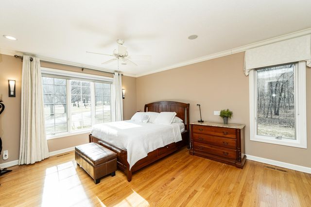 7005 Halifax Lane NW, Rochester, MN 55901