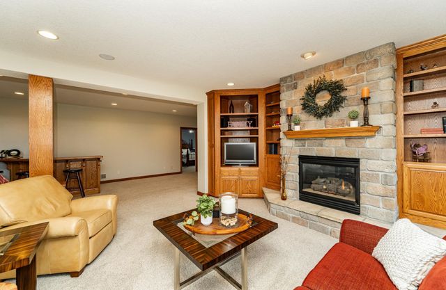 7005 Halifax Lane NW, Rochester, MN 55901