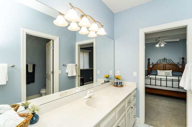 7005 Halifax Lane NW, Rochester, MN 55901