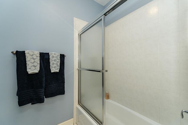 7005 Halifax Lane NW, Rochester, MN 55901