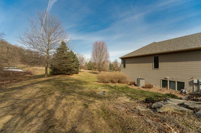 7005 Halifax Lane NW, Rochester, MN 55901