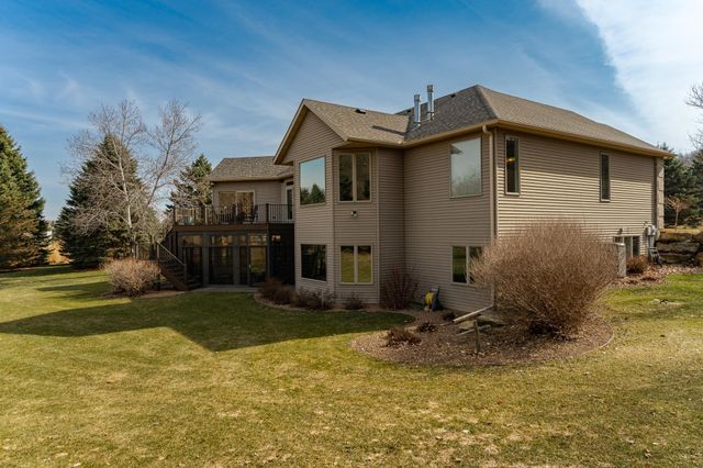7005 Halifax Lane NW, Rochester, MN 55901