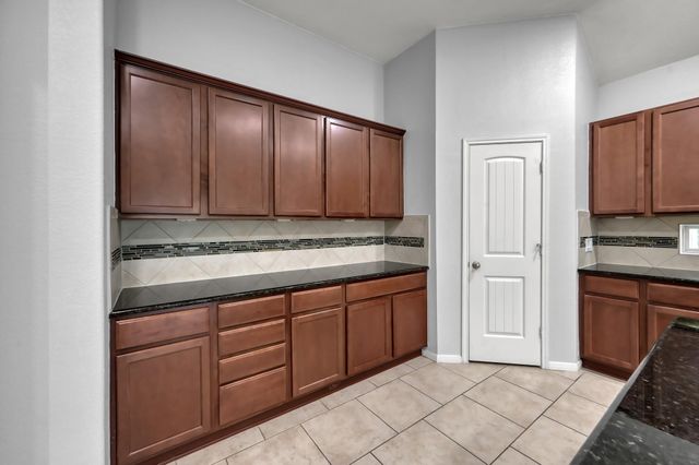 5615 Glenfield Spring Lane, Spring, TX 77389